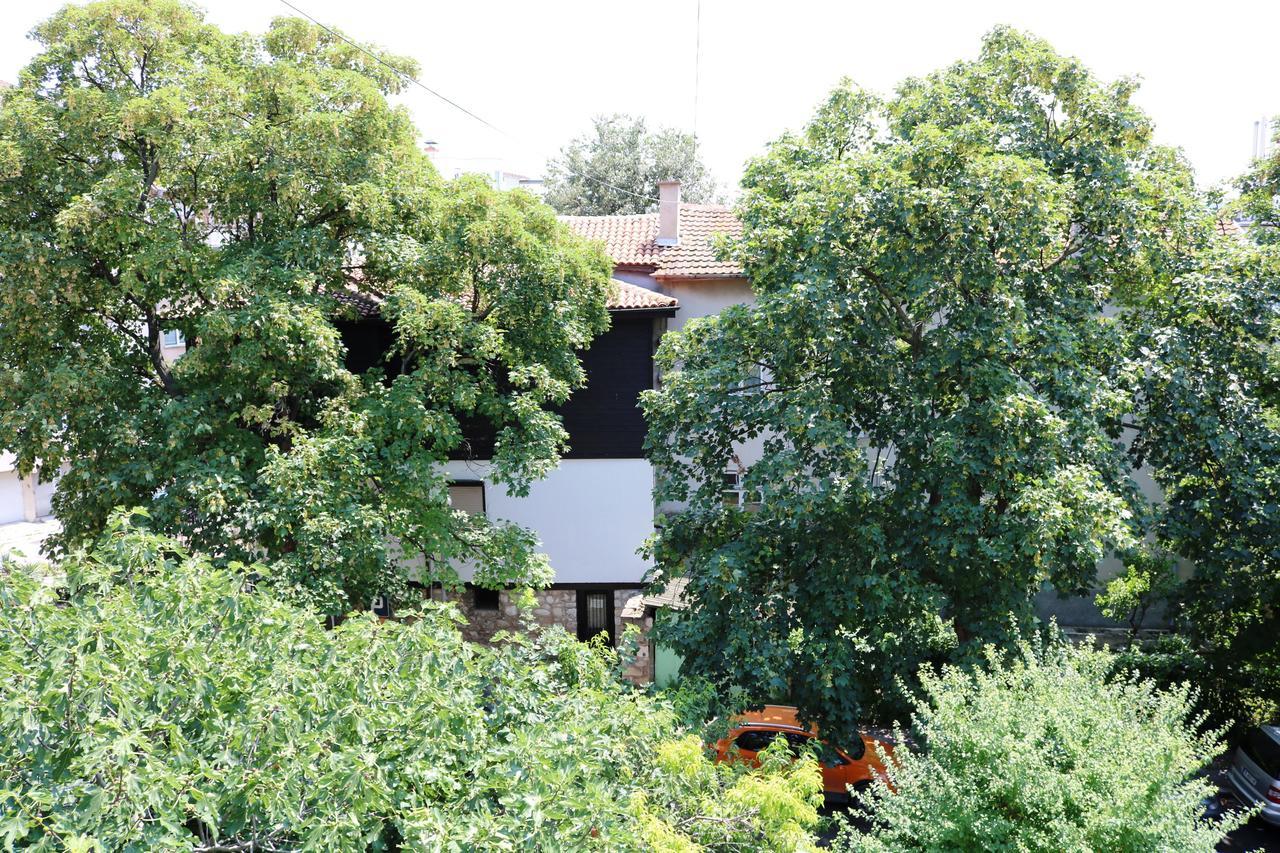 Sea Port Celebrity Apartment - Lets4Holiday Varna Bagian luar foto